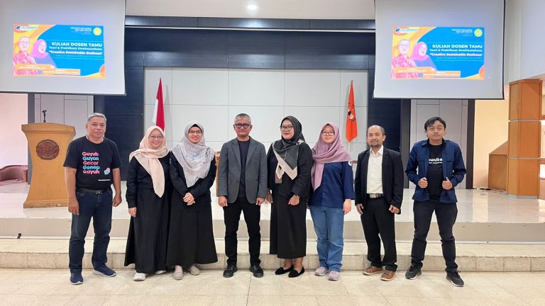 kuliah dosen KWU