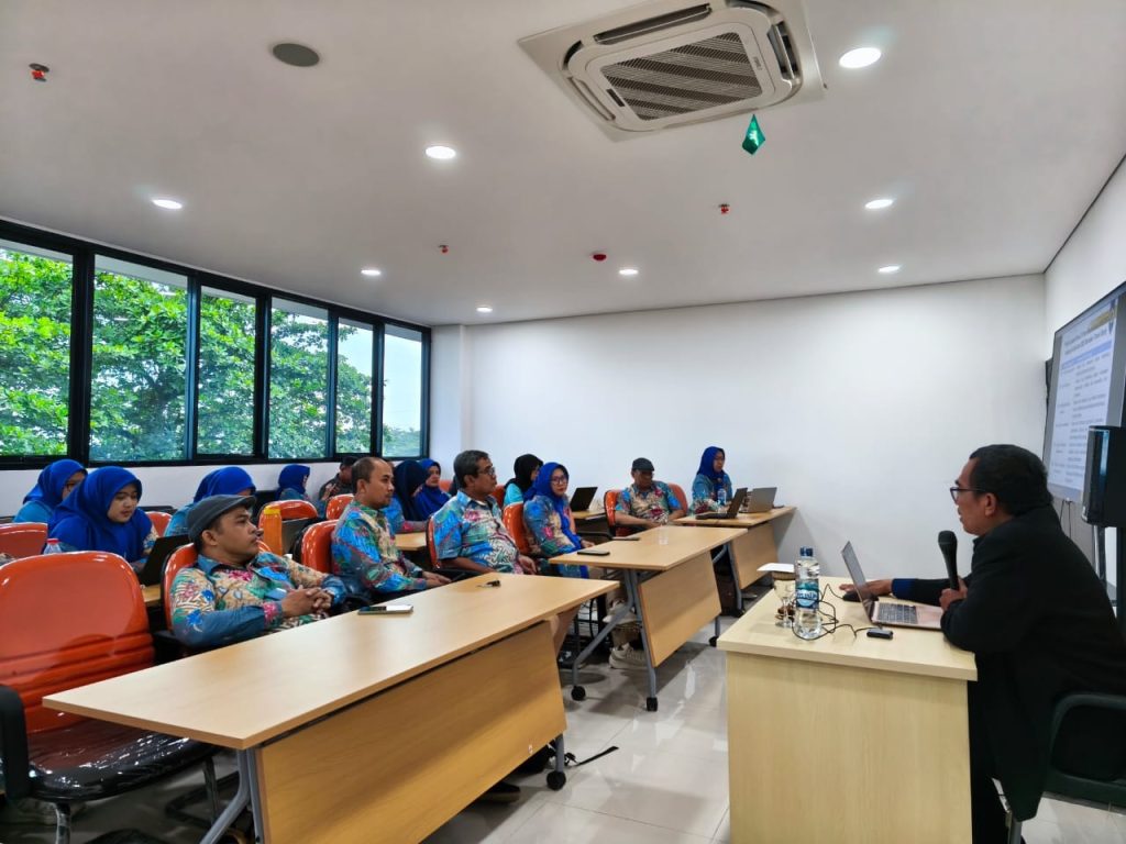 Sesi presentasi workshop OBE