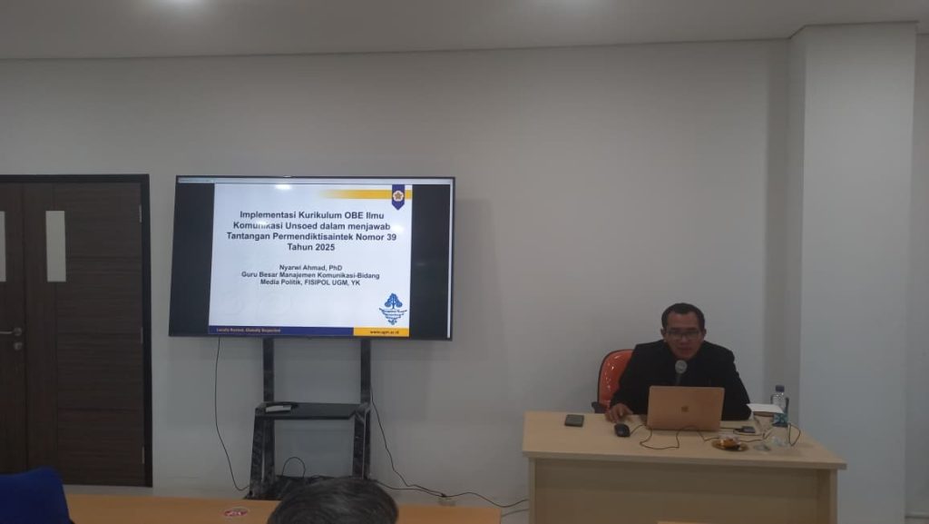 Presentasi workshop kurkulum OBE dari prof Nyarwi